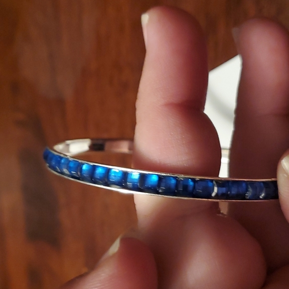 Blue inlay bangle - Picture 2 of 4